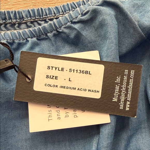 Denim Crop Off-Shoulder Women's Top - Picture 4 of 6